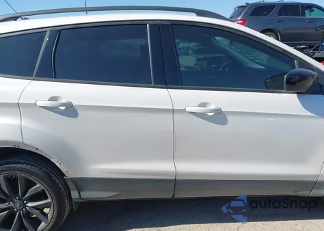 2018 Ford Escape Se from USA, damaged, VIN 1FMCU0GD8JUD58267